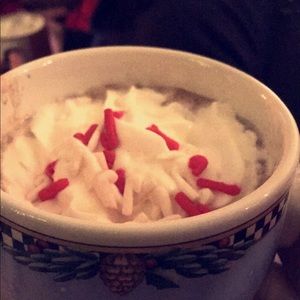 Meet your Posher, Mae